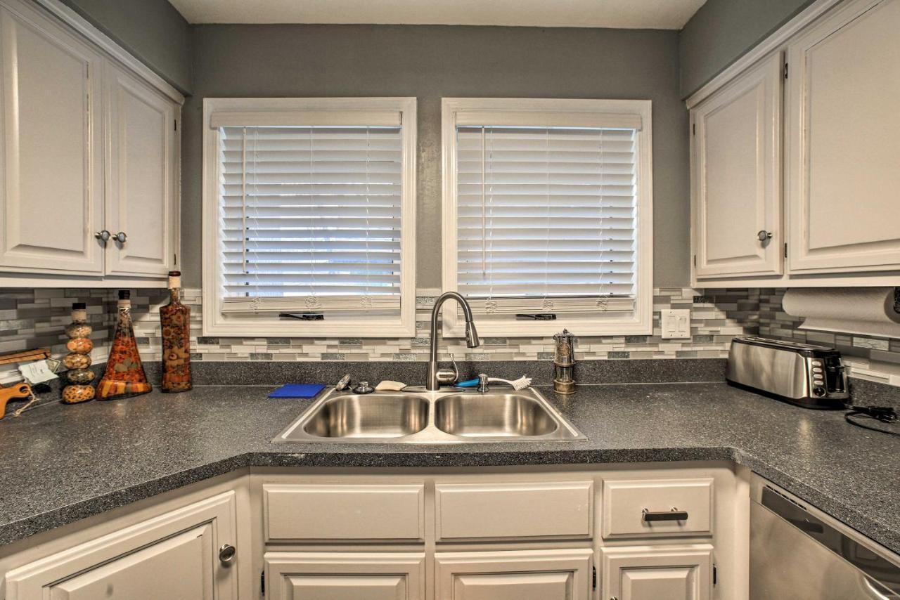Renovated Lakefront Escape With Private Dock And Deck! Bella Vista Εξωτερικό φωτογραφία